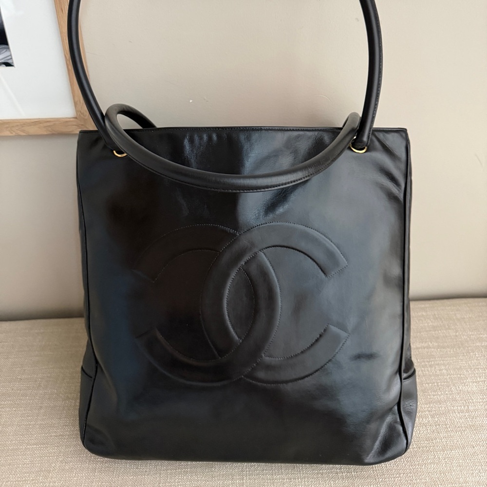 Chanel Vintage CC Shopping Tote